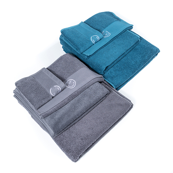 Necessary towel set for business trip or home